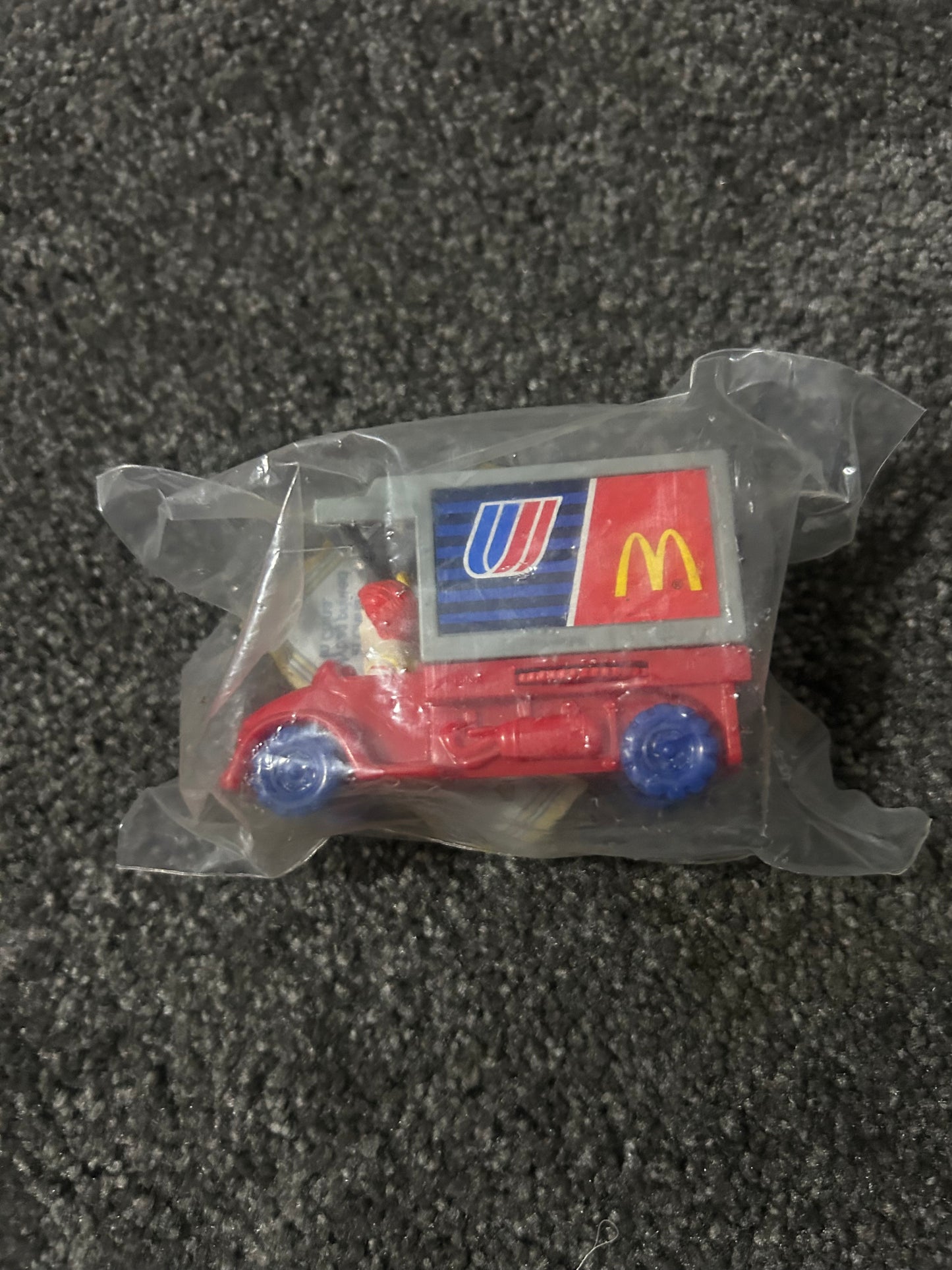Mcdonald's Friendly Skies Meal Toy Ronald Food Truck Sealed