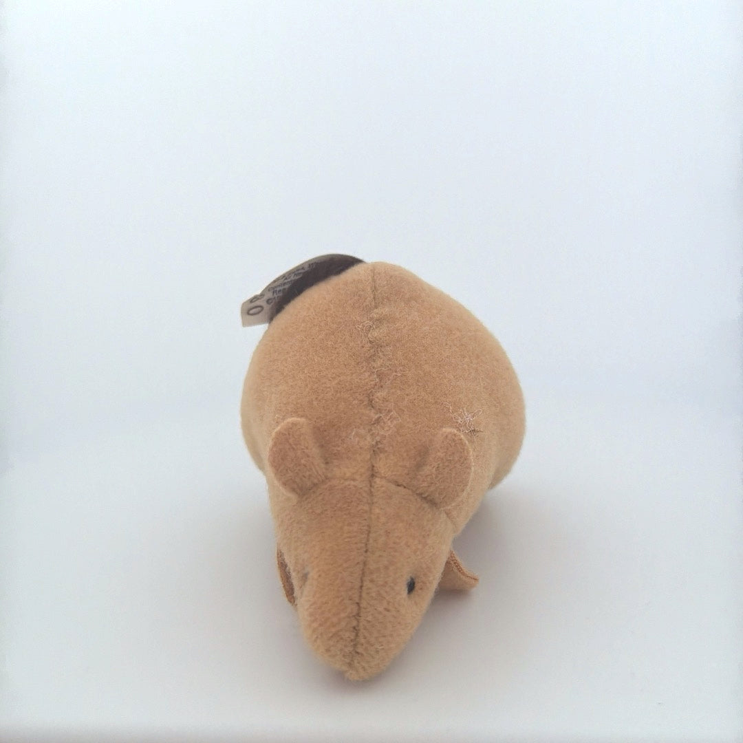Babe A Little Pig Goes a Long Way- Mouse 7