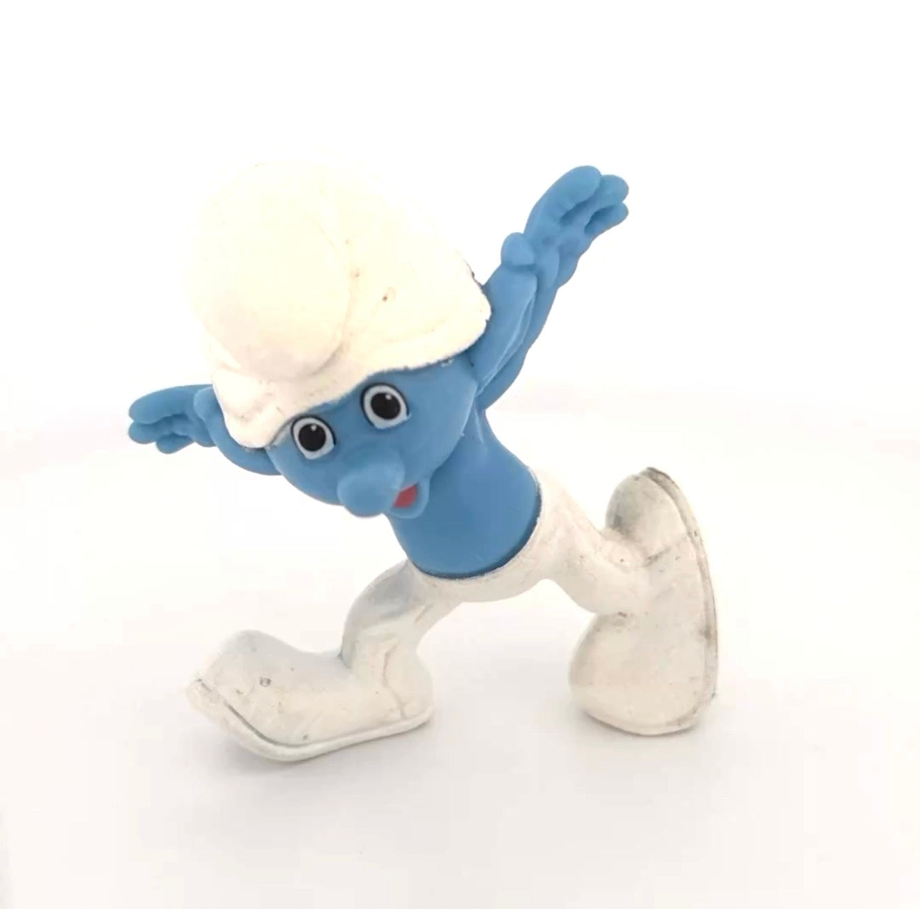Smurfs 2 Clumsy Smurf Pre-Loved