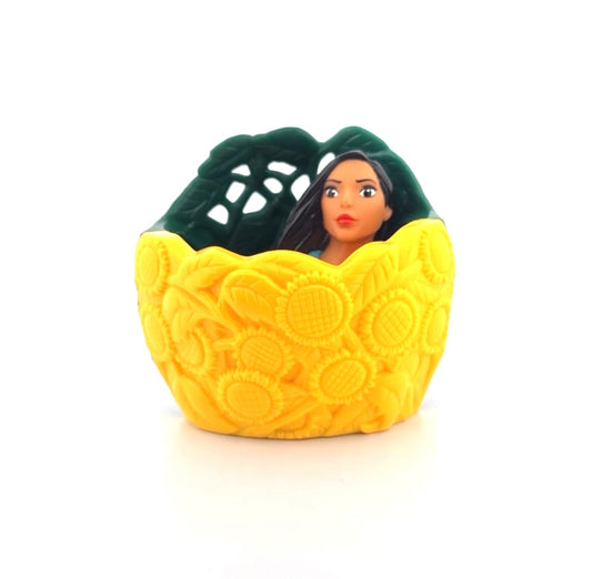 Walt Disney Masterpiece Pocahontas Finger Puppet